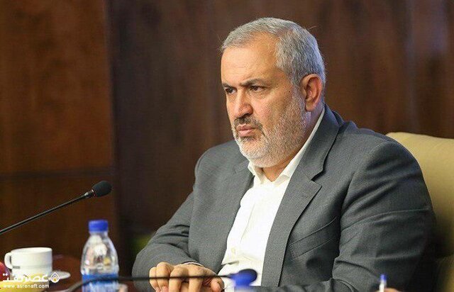 وزیر نیرو: آب نیست؛ استاندارد مصرف آب تعریفشده از سوی ما در حال حاضر ۱۳۰ لیتر بهازای هر نفر در شبانهروز است / با افرادی که بیرحمانه به منابع ملی تعرض میکنند و بهصورت غیرمجاز مصرف دارند، برخورد قاطع خواهد شد