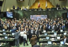 طنین شعار «مرگ بر اسرائیل» در مجلس؛ همسایگان فلسطین نباید ساکت باشند - هشت صبح