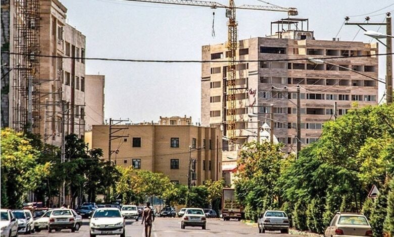 عبده تبریزی، اقتصاددان: خروج افغانستانی‌ها از کشور باعث کاهش اجاره مسکن در حاشیه تهران شده