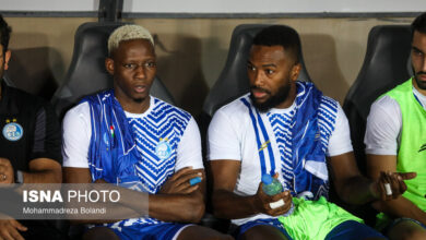 موسی جنپو دو دیدار استقلال را از دست داد