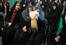 تصاویر: دیدار هزاران نفر از زنان و دختران با رهبر انقلاب