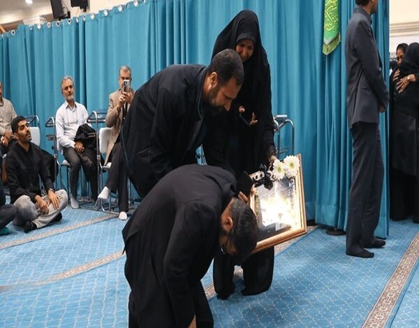 تصاویر: تشییع پیکر همسر و فرزند سقاب اصفهانی، معاون رئیس جمهور