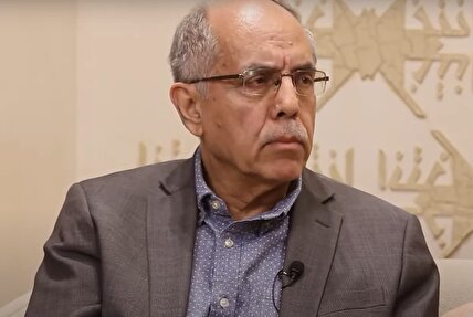 انتقاد کوروش احمدی از رویکرد عراقچی: در دولت روحانی، وزارت خارجه خلاقیت و ابتکار عمل داشت، سوراخ سنبهها را میگشت و یک راهحل پیدا میکرد / ما لازم نداریم دو تا ارگان یک جور حرف بزنند؛ وزیر خارجه باید دیپلماتیک صحبت کند