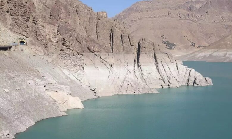 آب منطقه‌ای تهران: سد‌های تهران نصف پارسال آب دارند / میزان بارندگی نسبت به پارسال ۹۶ درصد کاهش داشته