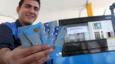 از صبح سهشنبه میتوانید یکی از خودروهای خود را برای دریافت سهمیه ثبت کنید / در صورتی که مالک در موعد مقرر یک ماهه نسبت به انتخاب خودرو اقدام نکند، کارت سوختی که دارای بیشترین تراکنش در بازه سه ماهه گذشته است به عنوان کارت سوخت دارای سهمیه نرخ اول و دوم تلقی میگردد و باقی کارتهای سوخت ابطال میشود