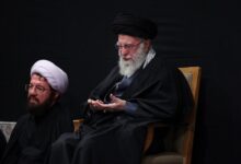 چهارمین شب عزاداری شهادت حضرت زهرا(س) با حضور رهبر انقلاب برگزار شد - هشت صبح