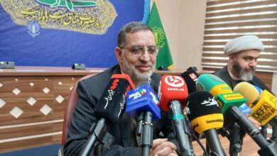 نائینی: دشمن اتحاد مقدس مردم را هدف قرار داده است - هشت صبح