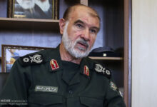 سردار اسدی: حضور ناوهواپیمابر در منطقه تبلیغاتی است - هشت صبح