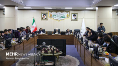 ادامه بررسی پیش‌نویس سیاست‌های پولی و بانکی در مجمع تشخیص مصلحت نظام - هشت صبح