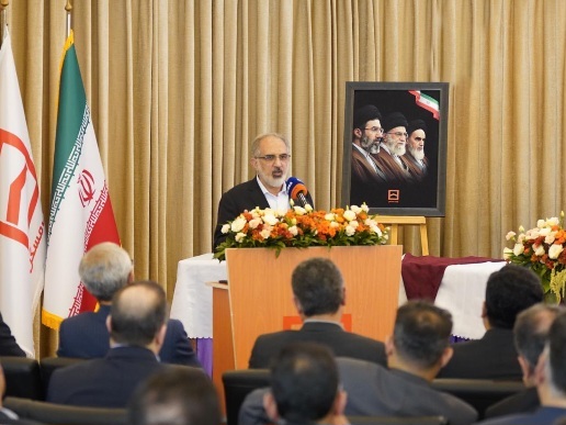 اولین گردهمایی تخصصی روابط عمومی و بازاریابی تحول در روابط عمومی و بازاریابی در ایجاد تحول سازمانی ضروری است/بازآفرینی هویت برند بانک گامی مؤثر در راستای ارتقای جایگاه بانک است