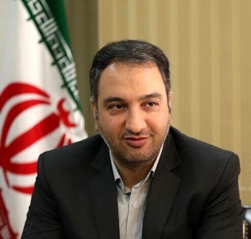 معاون توسعه مدیریت و منابع بانک مرکزی مطرح کرد؛ شفافیت فوری توسط روابط‌عمومی، سرمایه اجتماعی سازمان را بالا می‌برد / همدلی، جایگزین اطلاع‌رسانی یک‌طرفه شود.