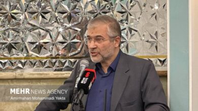 نماینده مجلس:در جنگ اقتصادی نابرابر هستیم؛ دولت شرایط راخوب مدیریت کرد - هشت صبح