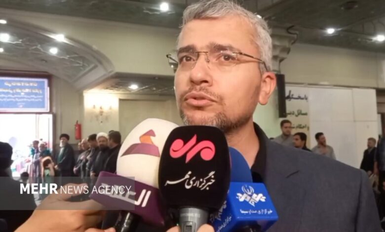 رضایی: آمریکا شرایط ایران را بپذیرد یا تسلیم موشک‌های ما شود - هشت صبح