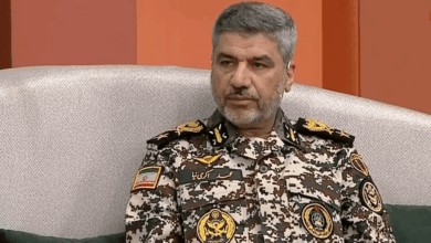 سخنگوی ارتش: ایران در دوره اجرای تفاهم یا توافق نیز به تقویت قدرت دفاعی و بازدارندگی خود ادامه خواهد داد /در عین حال از برادران عزیزمان در عرصه دیپلماسی نیز حمایت می‌کنیم / حمایت از عرصه دیپلماسی به معنای هماهنگی کامل میدان و دیپلماسی است