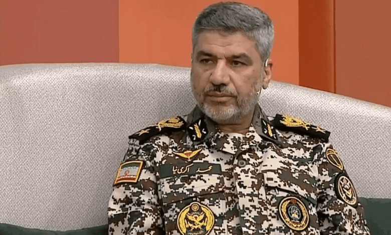سخنگوی ارتش: ایران در دوره اجرای تفاهم یا توافق نیز به تقویت قدرت دفاعی و بازدارندگی خود ادامه خواهد داد /در عین حال از برادران عزیزمان در عرصه دیپلماسی نیز حمایت می‌کنیم / حمایت از عرصه دیپلماسی به معنای هماهنگی کامل میدان و دیپلماسی است