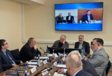 سفیر ایران در روسیه: کار تملک زمین برای احداث راه‌آهن رشت – آستارا به طول ۱۶۲ کیلومتر تمام شده / برخی مطالعات زمین‌شناسی از سوی طرف روسی نیز انجام شده / دو طرف برای امضای قرارداد اجرایی ساخت این خط ریلی آماده می‌شوند