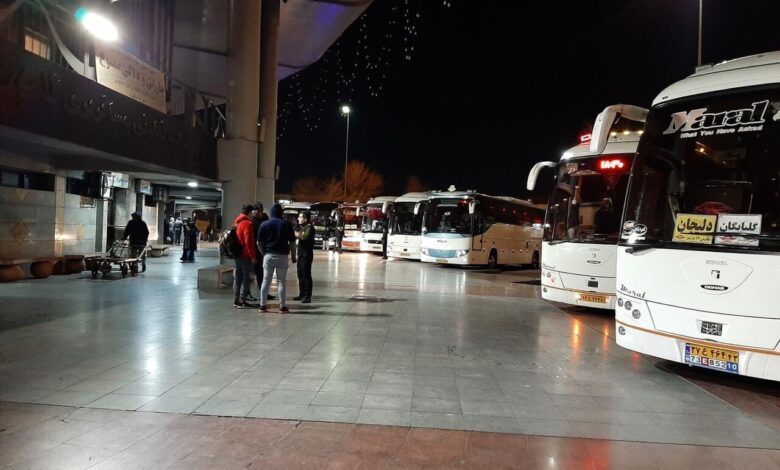 اتحادیه تعاونی‌های مسافربری: رشد ۲۱ درصدی نرخ کرایه حمل و نقل عمومی جاده‌ای از روز جاری/ نرخ‌های جدید شامل همه مسیر‌ها و ناوگان مسافری، اعم از اتوبوس، میدل‌باس، مینی‌بوس، ون و سواری کرایه است