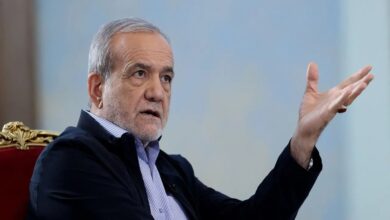 پزشکیان: وقتی صداوسیما و برخی فعالان رسانهای در شرایط جنگی لبه نقدهای غیرمنصفانه را به سمت دولت بگیرند، مجبور خواهیم بود پاسخ درخور بدهیم؛ این به صلاح کشور نیست