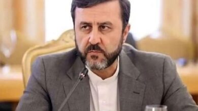 واکنش معاون وزیر خارجه به تحریم اروپا علیه ایران در رابطه با تنگه هرمز: به اعمال حقوق حاکمیتی بر تنگه هرمز ادامه می‌دهیم/ ایران عضو کنوانسیون حقوق دریا‌ها نیست/ رژیم حقوقی مورد تأکید ما در این آبراه، «عبور بی‌ضرر» بر پایه رعایت ملاحظات ایمنی است/ اقدامات قهری یک‌جانبه نیز قانون نمی‌سازند، بلکه خود می‌توانند منشأ مسئولیت برای واضعان آنها باشند
