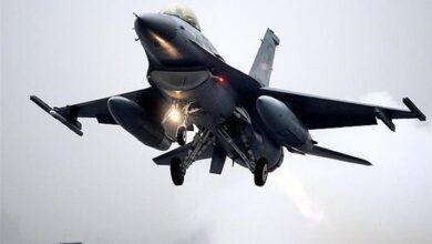 فارس: جنگندههای اسرائیلی بدون ورود به آسمان ایران از خارج از مرزهای کشور حملات خود را انجام دادند