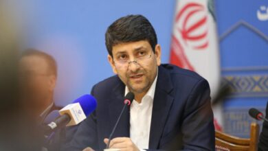 وزیر ارتباطات: اینترنت پرو، طرح وزارت ارتباطات نبود/ اینکه تصور که با بستن اینترنت امنیت ایجاد کردیم، قابل دفاعی نیست، زیرا در زمان قطعی شاهد شهادت تعدادی از مسئولان تراز اول امنیتی بودیم/ خسارت ناشی از قطعی اینترنت روزانه حدود ۱۵ میلیون دلار است/ «وایت‌ لیست» از نظر کارشناسی عملی نیست
