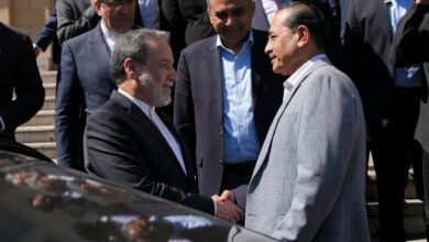 بازگشایی تنگه طی ۳۰روز، لزوم ارائه طرح‌های بازسازی ایران حداقل به مبلغ ۳۰۰میلیارد دلار توسط آمریکا و متحدانش/۶۰روز مذاکره برای رسیدن به توافق نهایی برای موضوعات هسته‌ای و لغو کامل تحریم‌های اولیه، ثانویه، آمریکا و قطعنامه‌های شورای امنیت و شورای حکام/آزادسازی ۲۴میلیارد دلار پول‌های بلوکه شده در دوره ۶۰ روزه مذاکرات؛ نیمی از این مبلغ قبل از شروع مذاکرات باید دردسترس قرارگیرد