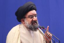 احمد خاتمی، امام جمعه موقت تهران: ما به ترامپ و نتانیاهو میگوییم که اگر دست از پا خطا کنید، سیلی محکمی خواهید خورد