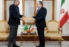 خبرگزاری دولت: تمامی خطوط قرمز تعیین شده از سوی رهبر انقلاب، آیتالله سید مجتبی خامنهای، در چارچوب نظارت مستمر شورای عالی امنیت ملی در متن مورد توجه قرار گرفته / متن نهایی تفاهمنامه تا زمان پذیرش قطعی آن توسط دو طرف منتشر نخواهد شد