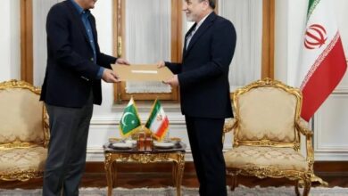 خبرگزاری دولت: تمامی خطوط قرمز تعیین شده از سوی رهبر انقلاب، آیت‌الله سید مجتبی خامنه‌ای، در چارچوب نظارت مستمر شورای عالی امنیت ملی در متن مورد توجه قرار گرفته‌ / متن نهایی تفاهم‌نامه تا زمان پذیرش قطعی آن توسط دو طرف منتشر نخواهد شد