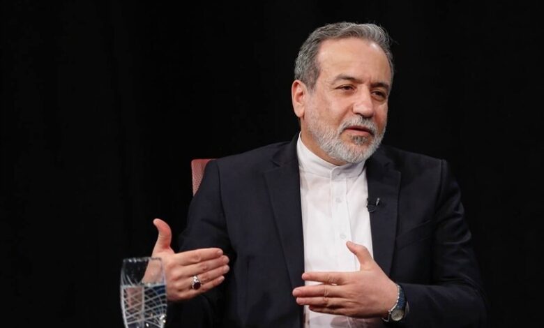 عراقچی: تفاهم‌نامه اسلام‌آباد هیچگاه تا این حد به نهایی شدن نزدیک نبوده / تا زمان تکمیل و نهایی شدن آن، رسانه‌ها باید از گمانه‌زنی درباره محتوای آن خودداری کنند / تمامی جزئیات در زمان مقتضی با عموم مردم به اشتراک گذاشته خواهد شد