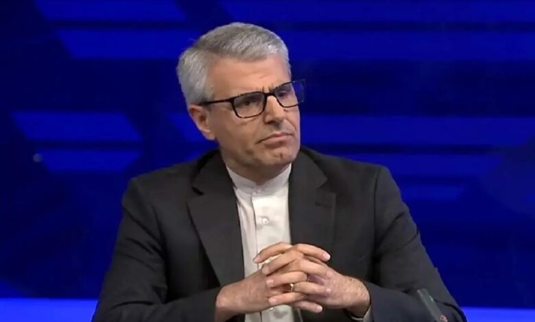 سخنگوی وزارت خارجه: جلسه نهادهای ذی‌ربط برای بررسی متن پیش نویس تفاهم اولیه در حال برگزاری است / درباره زمان، مکان و چگونگی نهایی شدن مذاکرات در این مرحله، باید منتظر تصمیم نهایی باشیم / هیچ‌یک از مطالب منتشرشده درباره محتوای مذاکرات را نمی‌توانم به صورت رسمی تأیید کنم