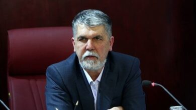 وزیر ارشاد: رهبر معظم انقلاب در پیام خود به مجلس فرمودند«اختلافات غیر موجه و حتی موجه را به تنازع و تفرقه تبدیل نکنند»؛ ‏آیا برخی مواضع و عملکرد‌هایی که در این روز‌ها و شب‌ها می‌بینیم، با این خطاب منطبق است؟ / صفوف متحد ملت را درهم نشکنیم