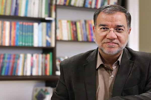 فضائلی: تا دقایقی دیگر جزئیات مراسم تشییع قائد امت اعلام می‌شود - هشت صبح