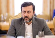 معاون عراقچی: روز جمعه گفت‌وگوهایی میان روسای دو هیئت ایرانی و آمریکایی برای تعیین ترتیبات آتی مذاکرات انجام خواهد شد/ تمرکز مذاکرات ۶۰ روزه صرفاً بر موضوع هسته‌ای خواهد بود/ یکی از موضوعات اصلی، خاتمه تمامی تحریم‌هاست/ چهار موضوع اصلی در مذاکرات مدنظر است؛ خاتمه تحریم‌ها، موضوعات هسته‌ای، برنامه بازسازی و توسعه اقتصادی ایران و نظارت بر حسن اجرای تعهدات