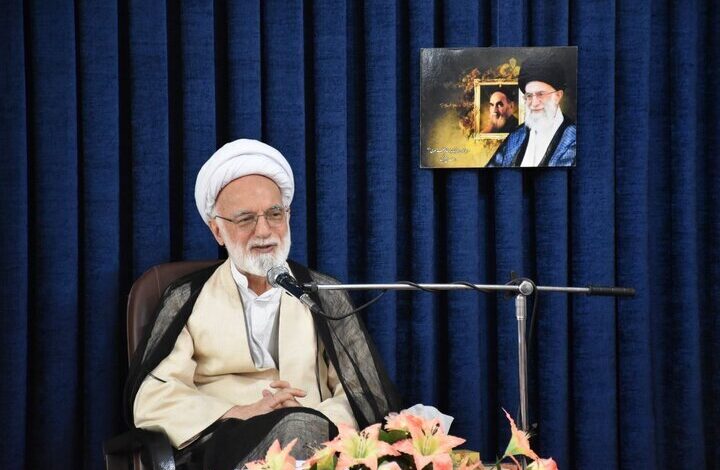 شهادت رهبر انقلاب «لطف خفی الهی» و معجزه‌ای برای بیداری مردم بود - هشت صبح