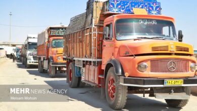 آغاز رفع موانع تجاری و ترانزیتی در مرز شلمچه - هشت صبح
