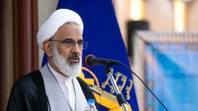حاجی صادقی: آمادگی کامل داریم و دست‌ها روی ماشه‌ها است - هشت صبح