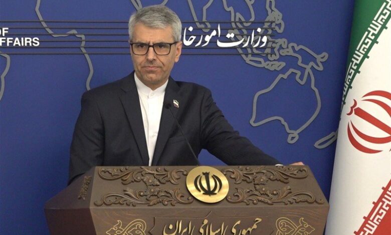 بقایی: جام جهانی نباید بهانه‌ای برای آزار نمایندگان ورزشی ملت‌ها شود - هشت صبح