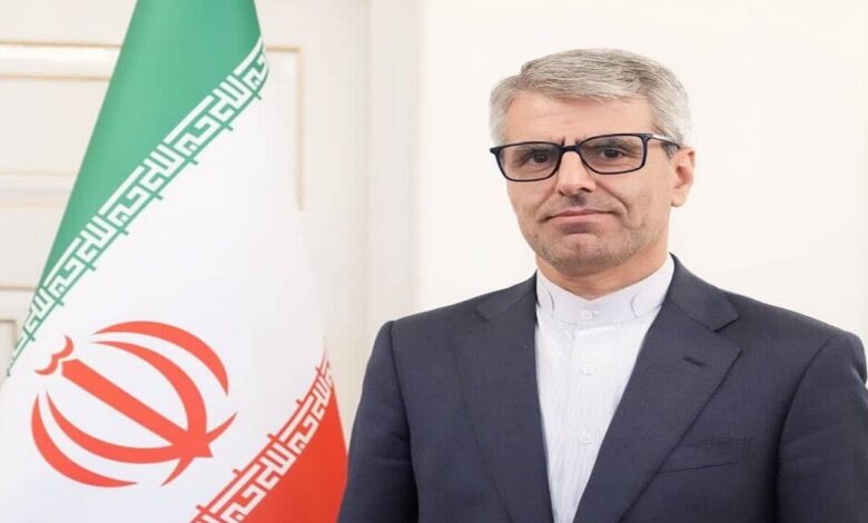 باید گریبان طرف مقابل را برای اجرای تعهدات بگیریم - هشت صبح
