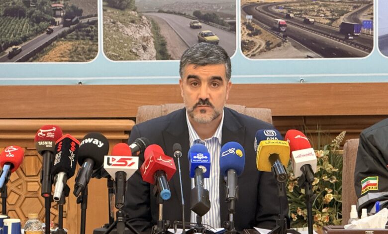 اکبری: مطالبه پرداخت به‌موقع کرایه رانندگان کامیون پیگیری می‌شود - هشت صبح