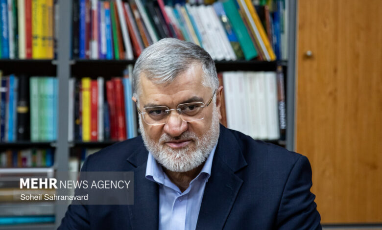 معتمدیان: ناترازی بنزین کشور ممکن است به ۲۵ میلیون لیتر در روز برسد - هشت صبح