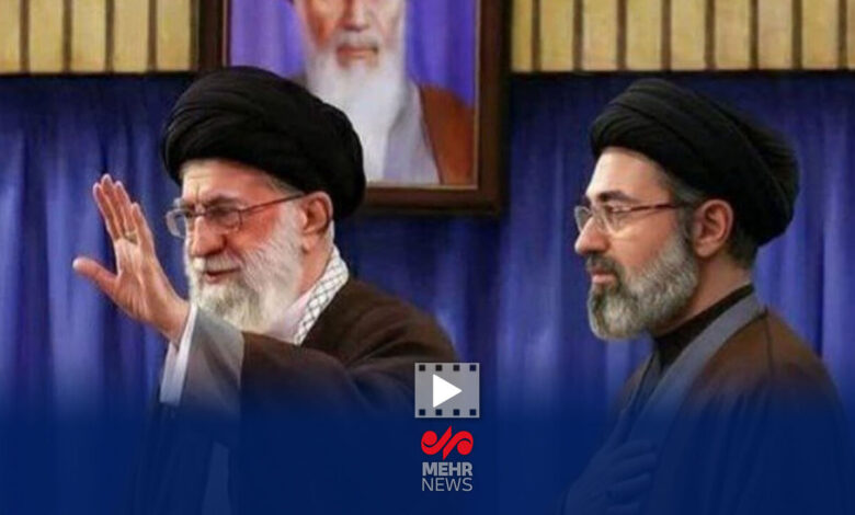 عکس امام شهید و رهبر انقلاب در کشتی توقیف شدۀ دشمن - هشت صبح
