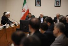 عارف: فرماندهی رهبر انقلاب و وفاداری پزشکیان به نظام بی‌نظیر است - هشت صبح