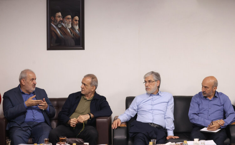 احکام اجرایی ۳۲ راهبرد مدیریت بحران آب به دستگاه‌های مسئول ابلاغ شد - هشت صبح
