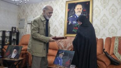دیدار فرمانده قرارگاه‌خاتم با خانواده شهیدان نصیرزاده و دره‌باغی - هشت صبح