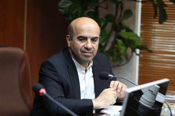 معاون وزیر نیرو: برق خورشیدی خانگی به تابلوی سبز بورس انرژی می‌رود - هشت صبح