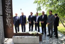 بقائی با امام جمعه و علمای همدان دیدار کرد