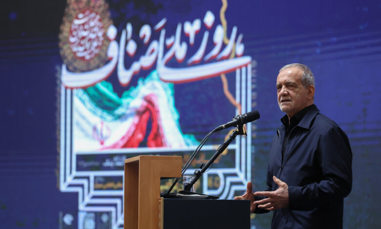 پزشکیان:عقب‌نشینی دشمن از موضوع لبنان حاصل مقاومت تیم مذاکره‌کننده است - هشت صبح