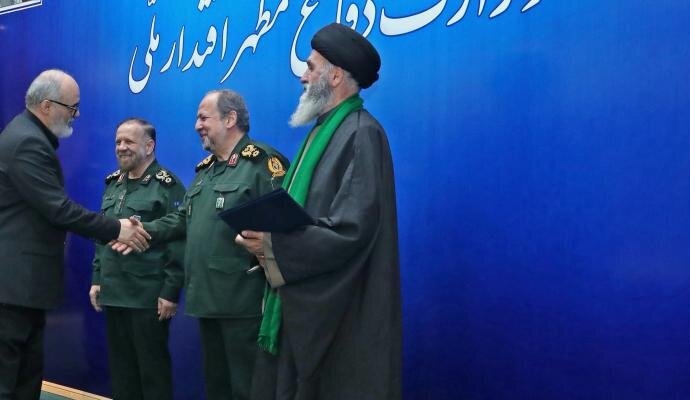 امیر اصغر زبرجدی مدیر کل روابط عمومی وزارت دفاع شد - هشت صبح