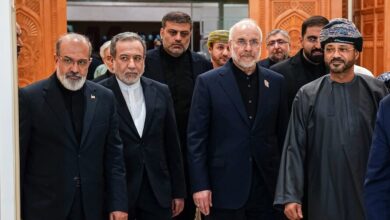 هیئت «میناب ۱۶۸» مسقط را به مقصد تهران ترک کرد - هشت صبح